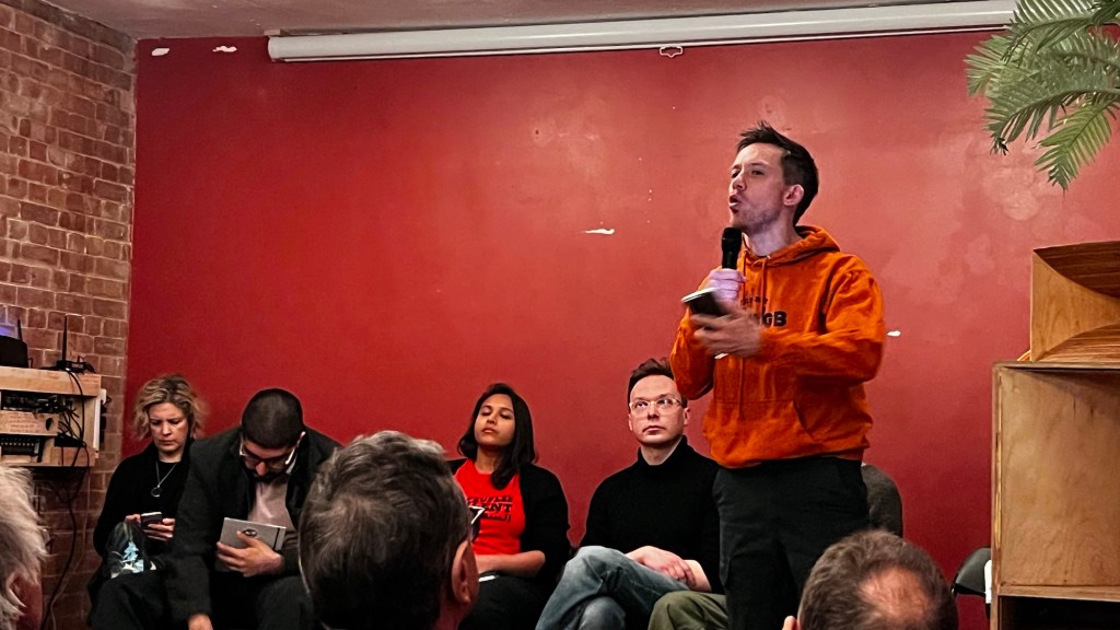 Stop Trump meeting: a glimmer of a new internationalist left